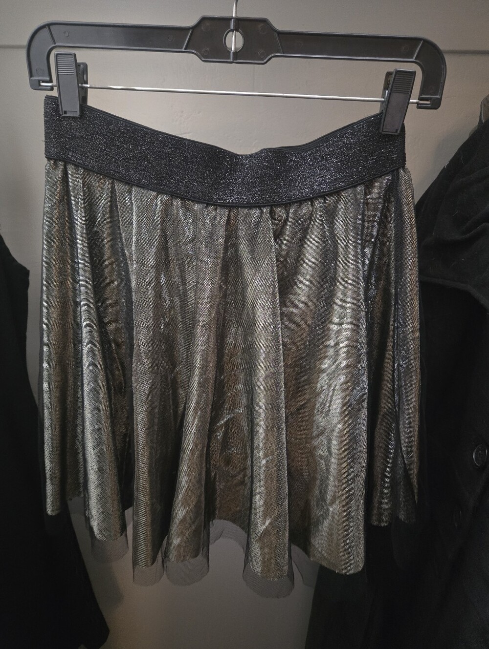 A80 Metallic Gold Mini (Midi option avail) Pleated Skirt w/ Stretch Waist Nw/oT